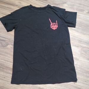 Source Unknown Black Tee with Red Skeleton Hand